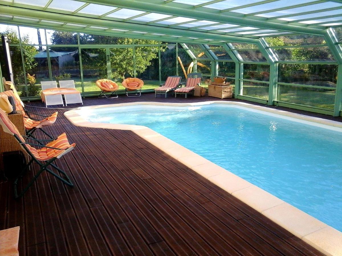 Chambre D'Hote Avec Piscine Couverte Coulaines Exterior foto